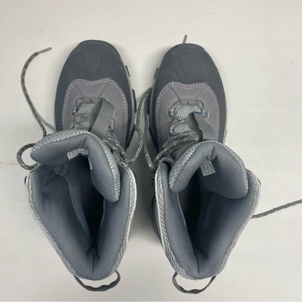 Woman’s (9) Columbia Techlite waterproof boots - Picture 5 of 8